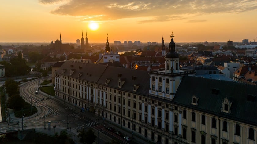 Odra we Wrocławiu, centrum miasta, 19 września rano