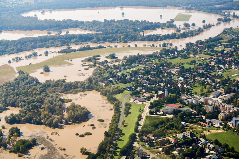 Wrocław z lotu ptaka. Zdjęcia lotnicze z powodzi [21 września]