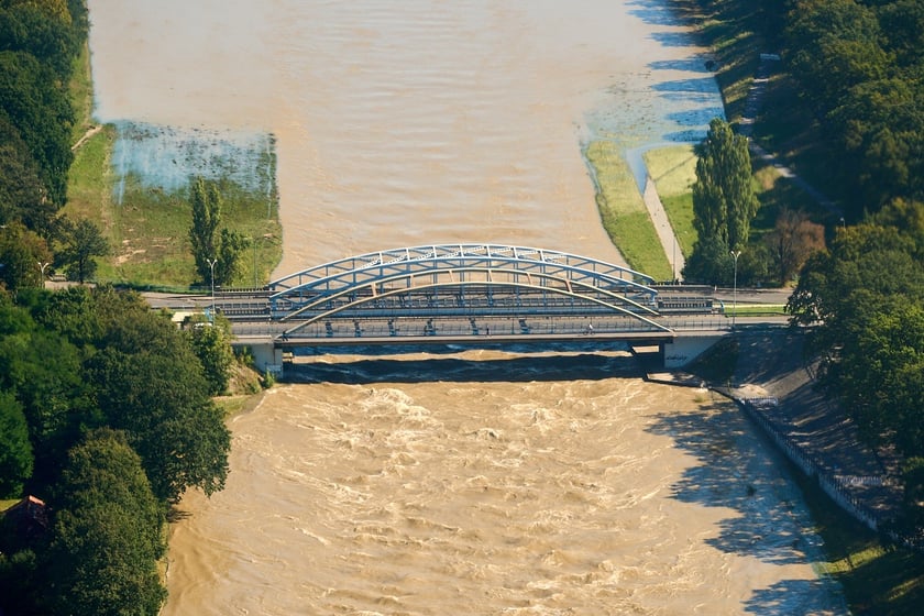 Wrocław z lotu ptaka. Zdjęcia lotnicze z powodzi [21 września]
