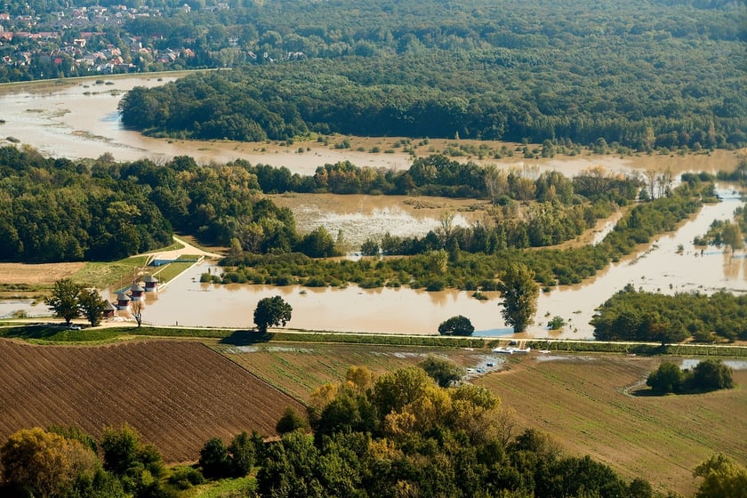 Wrocław z lotu ptaka. Zdjęcia lotnicze z powodzi [21 września]