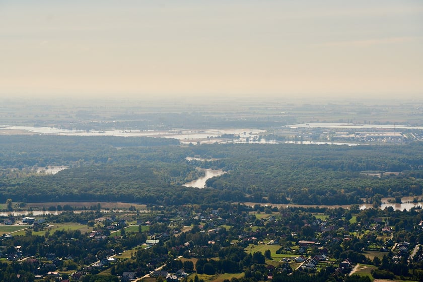 Wrocław z lotu ptaka. Zdjęcia lotnicze z powodzi [21 września]