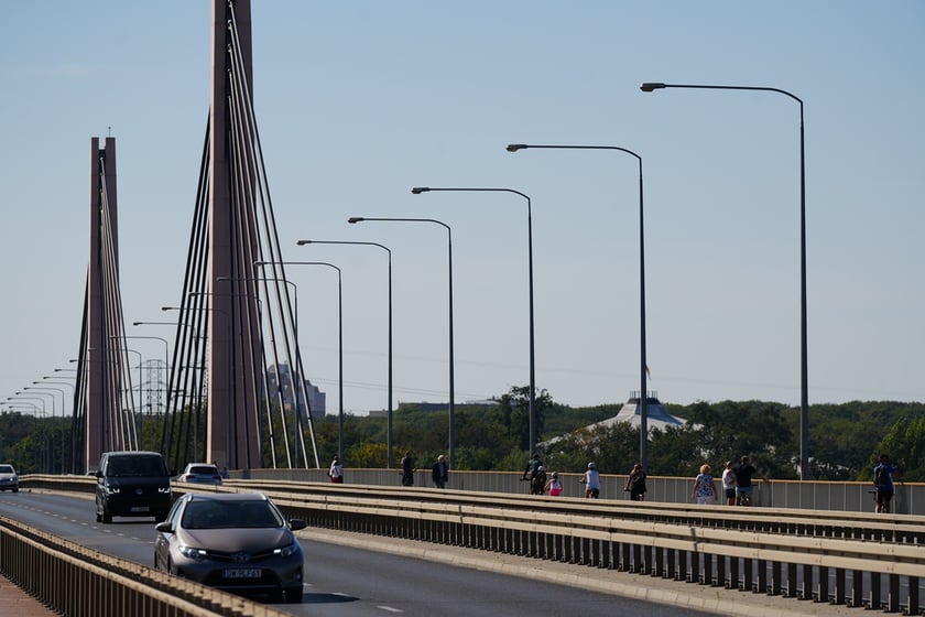 Most Milenijny nad Odrą we Wrocławiu: Dobry widok na Odrę