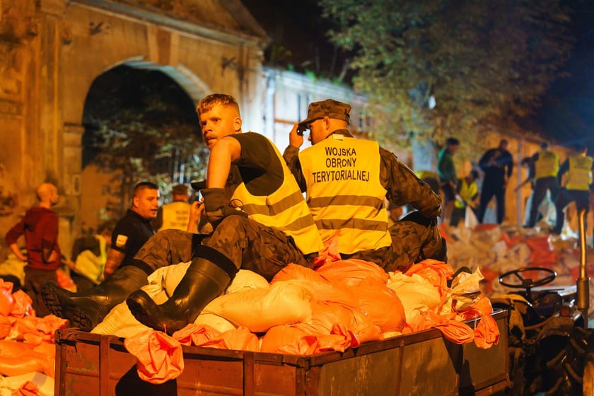 Podczas alarmu powodziowego we Wrocławiu