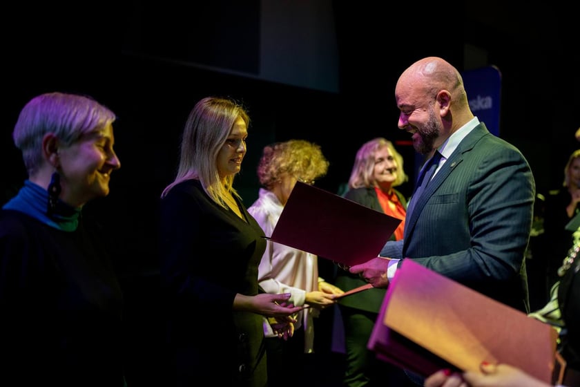 Wrocławski Dzień Edukacji Narodowej 2024. Wyróżnienia dla nauczycieli