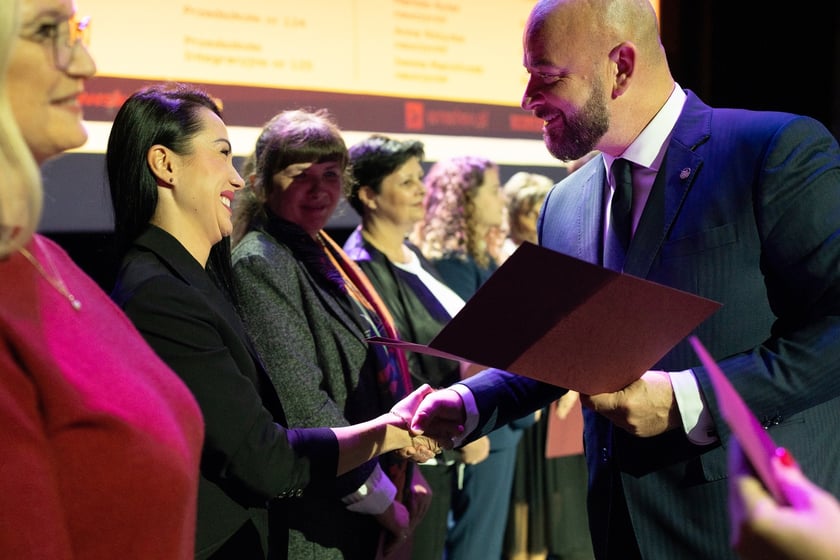 Wrocławski Dzień Edukacji Narodowej 2024. Wyróżnienia dla nauczycieli
