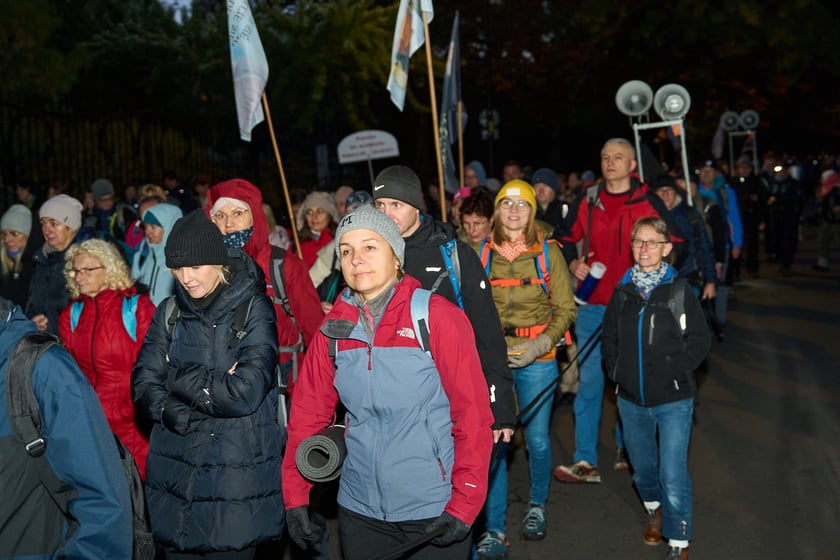 Piesza pielgrzymka z Wrocławia do Trzebnicy - zdjęcia pielgrzymów, 12 października 2024 r.