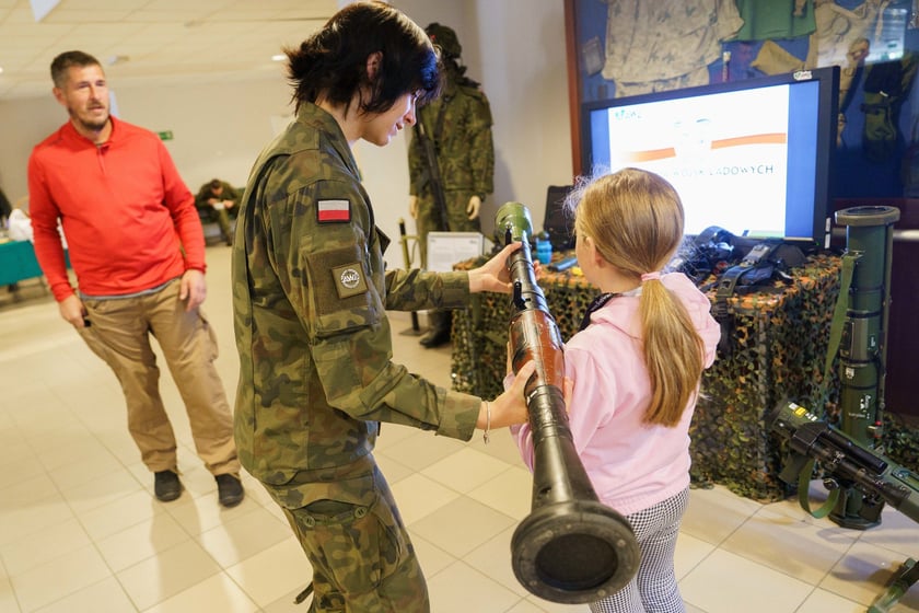 Dolnośląski Festiwal Nauki na Akademii Wojsk Lądowych, czyli "Poligon nauki"