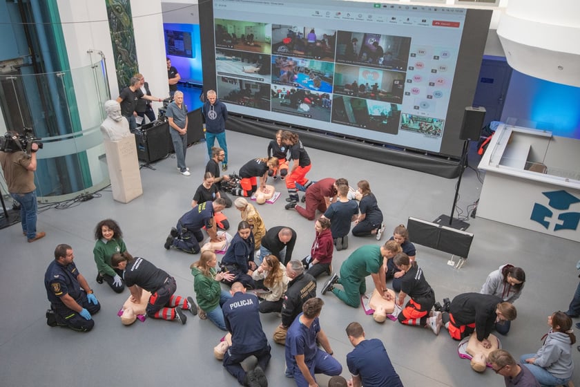 Pokaz udzielania pierwszej pomocy w USK we Wrocławiu - 16 października 2024