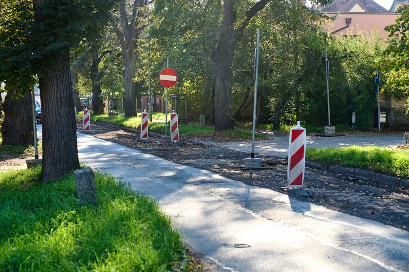 Wymiana nawierzchni na Ołtaszyńskiej, 16 października 2024