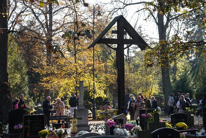 Cmentarz Osobowicki, 1 listopada 2024