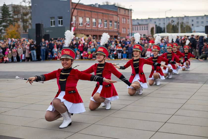 Radosna Parada Niepodległości we Wrocławiu 2022