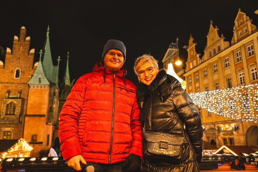 Uroczysta inauguracja Jarmarku Bożonarodzeniowego 2024 we Wrocławiu &ndash; Katarzyna Szymczak-Pomianowska i Mariusz Gurgul
