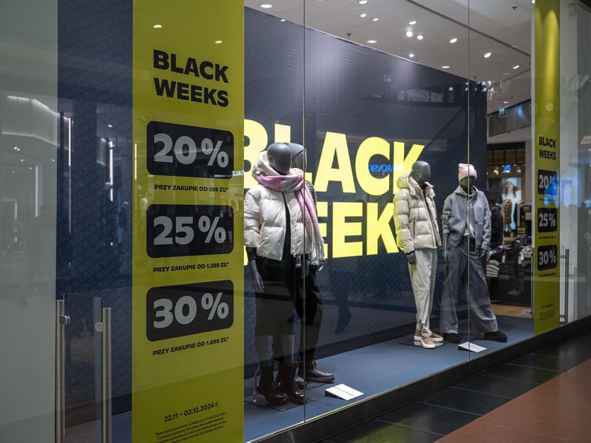 Black Week 2024 rozpoczęty. Klienci na zakupach, 30 listopada we Wrocławiu