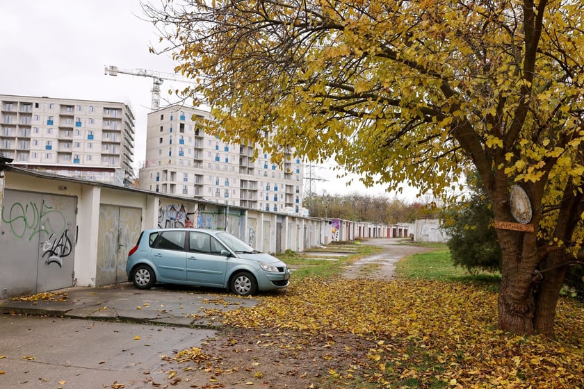 Garaże na Popowicach do wyburzenia