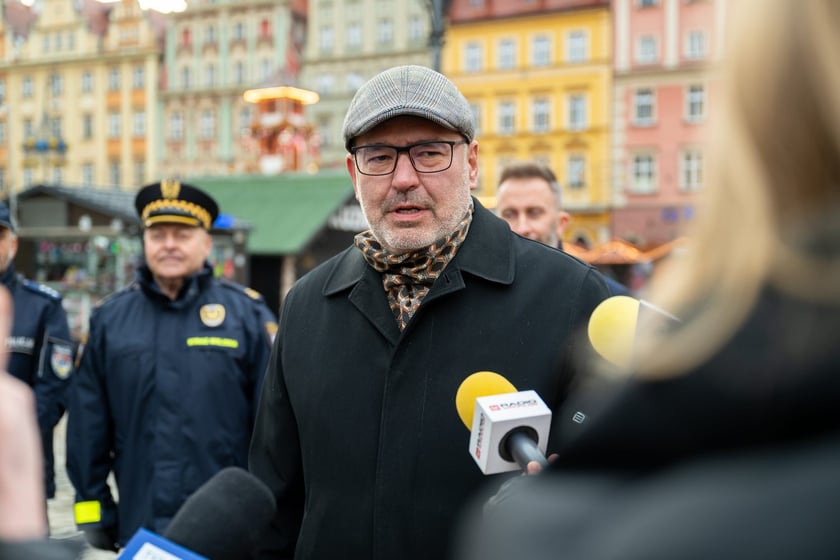 Briefing w sprawie wydarzeń mikołajkowych na wrocławskim Rynku