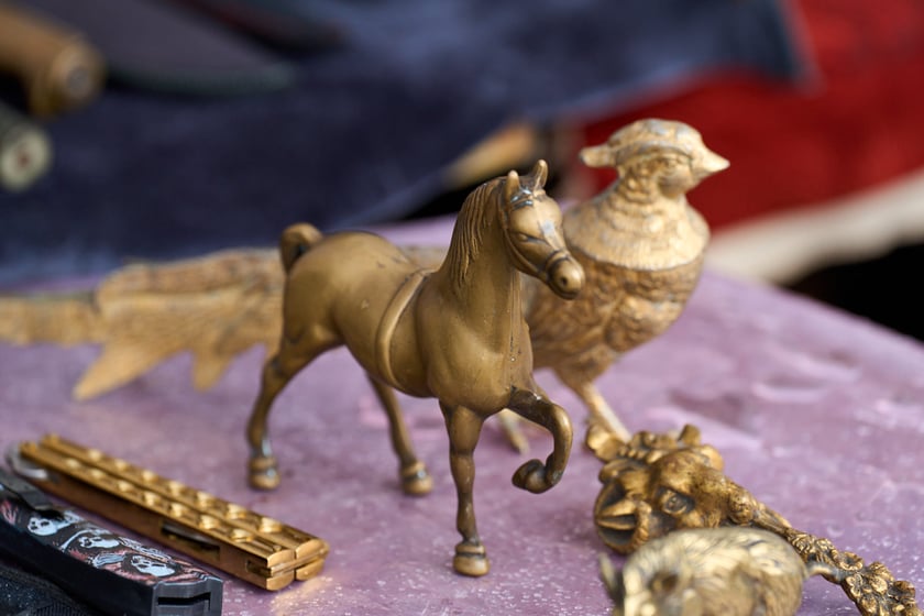 Giełda staroci pod katedrą św. Marii Magdaleny. Wrocław, 6-8.12.2024