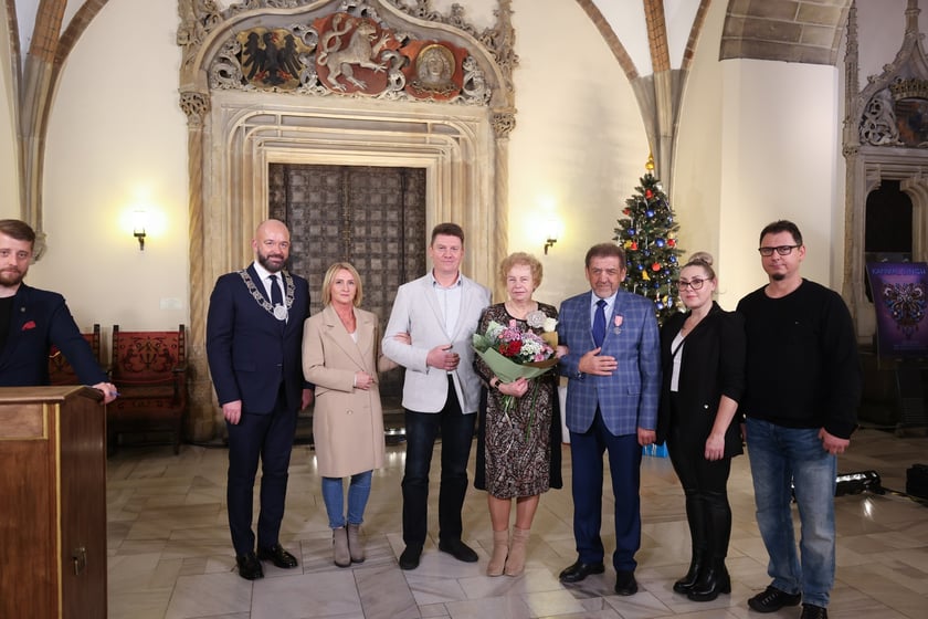 Sala Wielka Ratusza, spotkanie z parami z wieloletnim stażem, 9 grudnia 2024