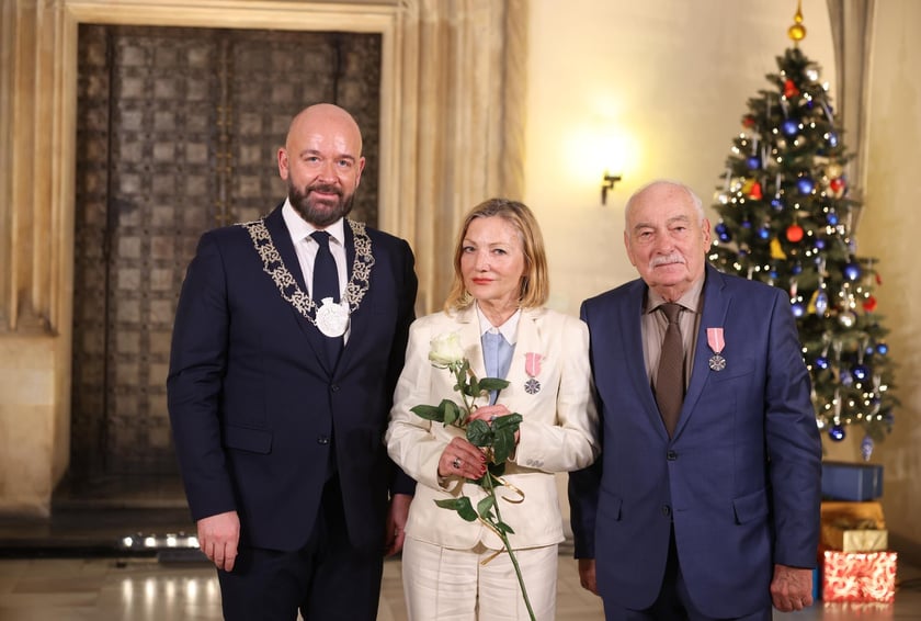 Sala Wielka Ratusza, spotkanie z parami z wieloletnim stażem, 9 grudnia 2024