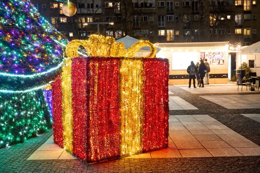 Świąteczne iluminacje i ozdoby we Wrocławiu