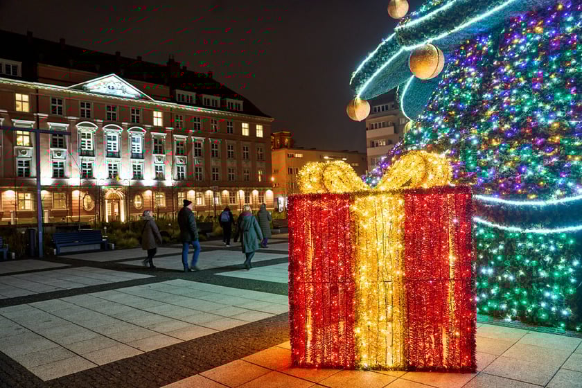 Świąteczne iluminacje i ozdoby we Wrocławiu