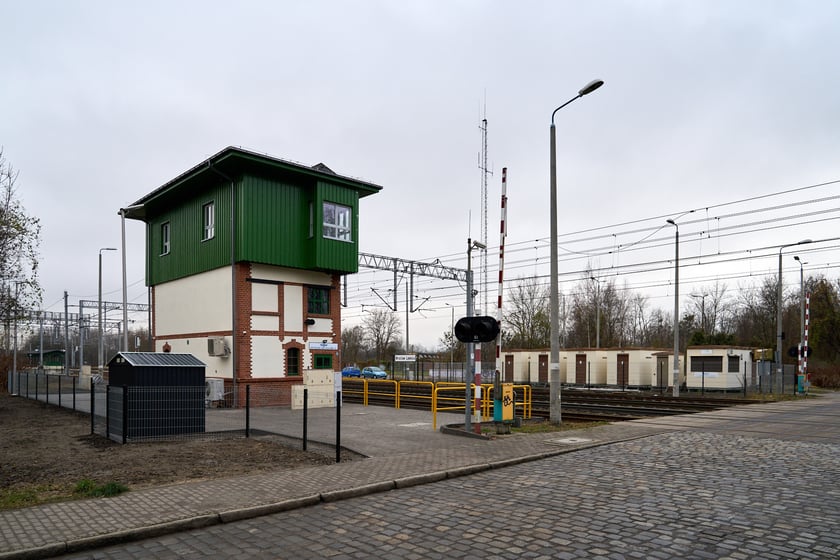 Nastawnia stacji Wrocław Leśnica (grudzień 2024)