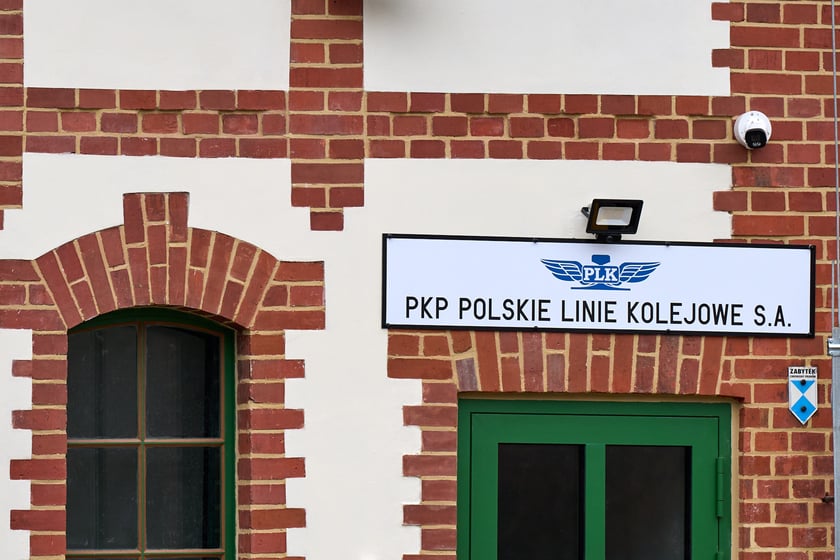 Nastawnia stacji Wrocław Leśnica (grudzień 2024)