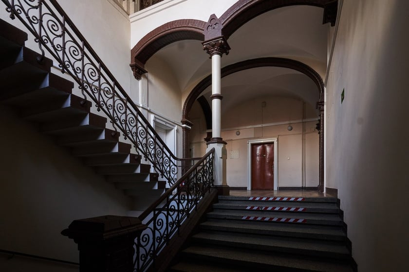 Wnętrza dawnej Kliniki Chururgii Uniwersytetu Medycznego we Wrocławiu