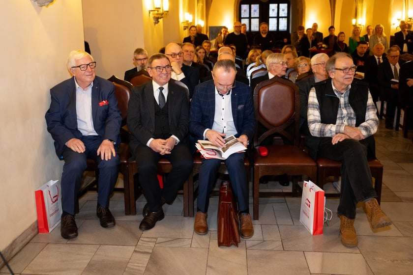 Premiera książki „Urządzamy Wrocław na nowo. Rada Miejska Wrocławia 1990-1994”