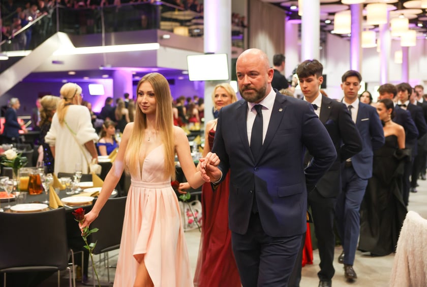 Studniówka VII LO im. K. K. Baczyńskiego na stadionie Tarczyński Arena (18 stycznia 2025)