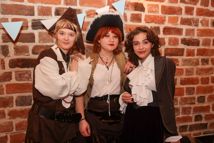 Studniówka Liceum Sztuk Plastycznych im. Stanisława Kopystyńskiego w Starym Klasztorze (18 stycznia 2025)