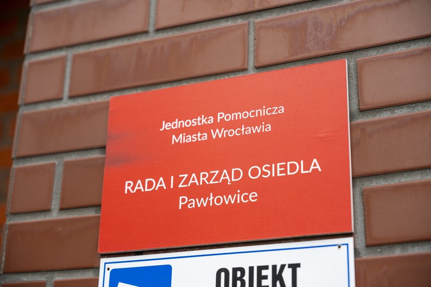 Budynek rady osiedla na Pawłowicach po przebudowie (styczeń 2025)