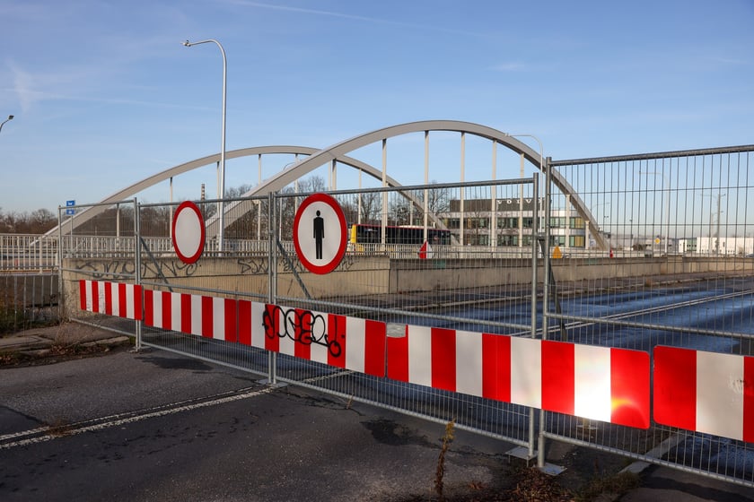 Stare mosty Chrobrego we Wrocławiu w styczniu 2025 roku