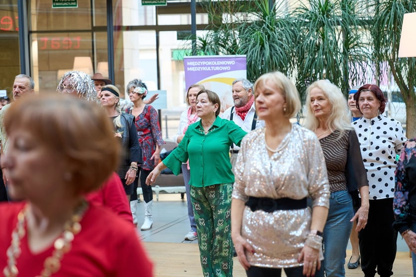 Dzień Babci i Dziadka w rytmie disco, Wrocławski Teatr Capitol