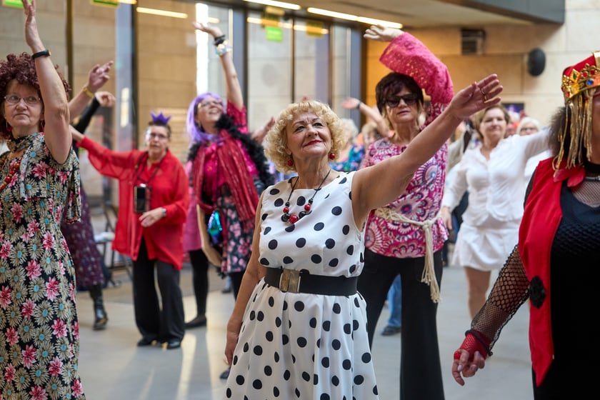 Dzień Babci i Dziadka w rytmie disco, Wrocławski Teatr Capitol