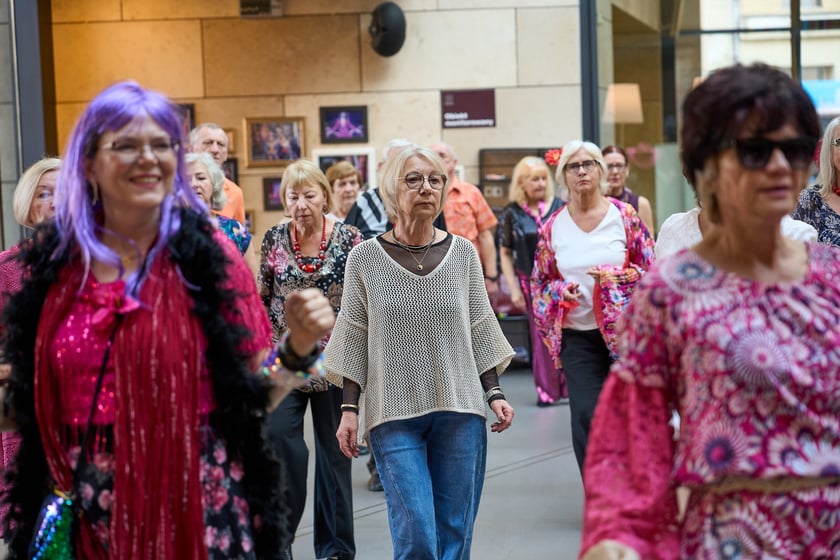 Dzień Babci i Dziadka w rytmie disco, Wrocławski Teatr Capitol