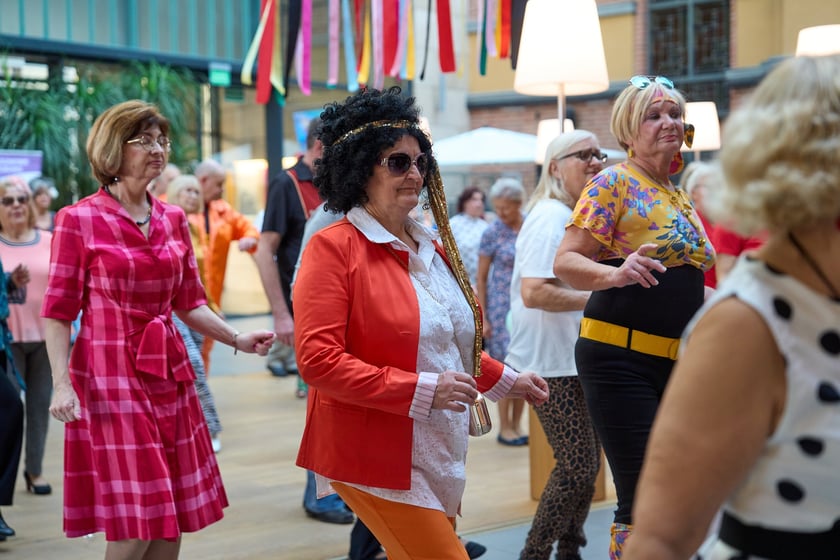 Dzień Babci i Dziadka w rytmie disco, Wrocławski Teatr Capitol