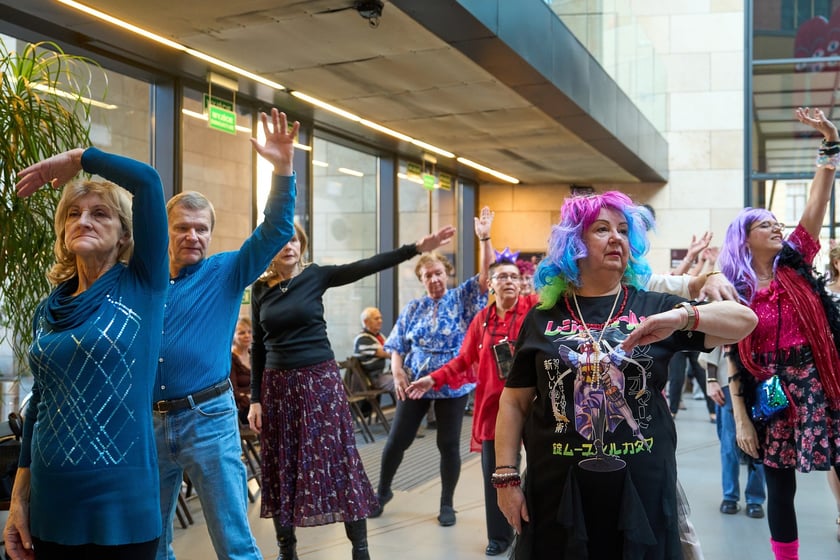 Dzień Babci i Dziadka w rytmie disco, Wrocławski Teatr Capitol