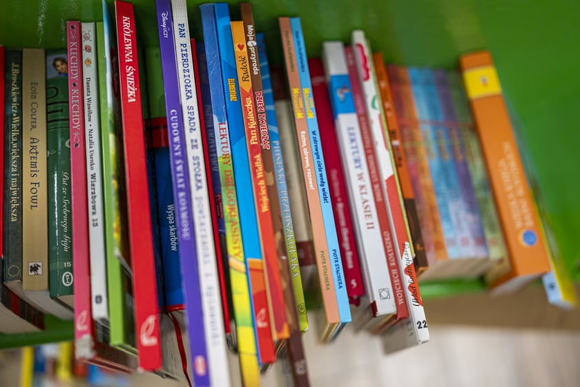 Kiermasz książek w bibliotece przy ul. Szewskiej 78 we Wrocławiu
