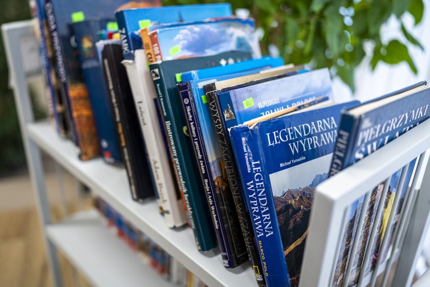 Kiermasz książek w bibliotece przy ul. Szewskiej 78 we Wrocławiu