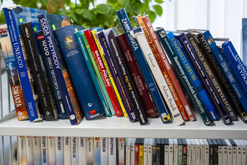 Kiermasz książek w bibliotece przy ul. Szewskiej 78 we Wrocławiu