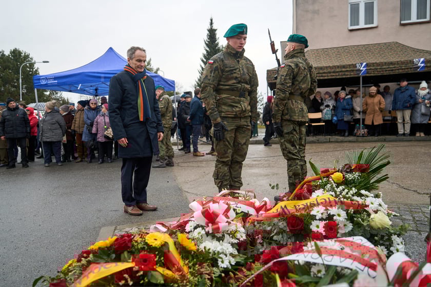 Uroczystości upamiętniające ofiary marszu śmierci. Wrocław, Leśnica, 23.01.2025