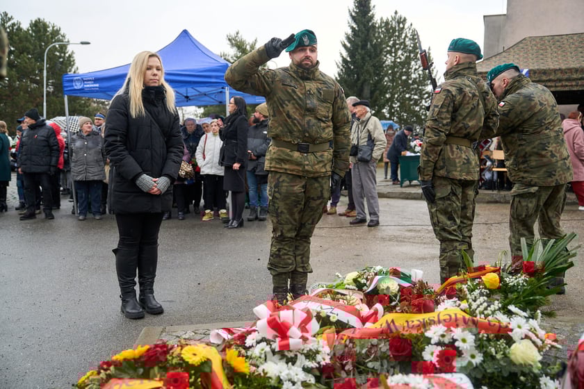 Uroczystości upamiętniające ofiary marszu śmierci. Wrocław, Leśnica, 23.01.2025