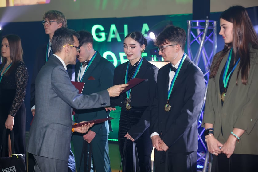 Gala XV Plebiscytu na Najpopularniejszego Ucznia-Sportowca Zespołu Szkół Ekonomiczno-Ogólnokształcących we Wrocławiu - 28.01.2025 r.