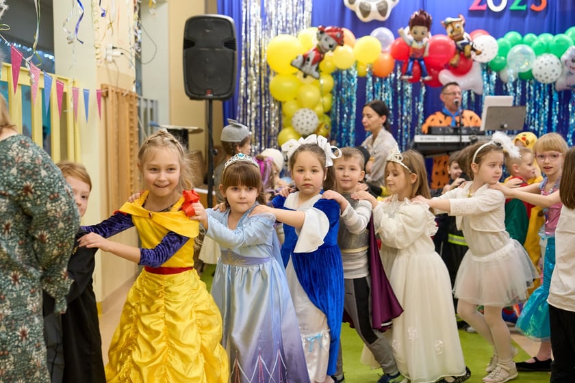 Bal karnawałowy z Psim Patrolem w „Tęczowej Polance”