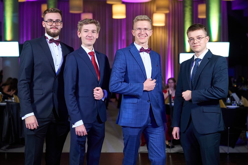 Studniówka Elektronicznych Zakładów Naukowych we Wrocławiu - 31.01.2025 r.
