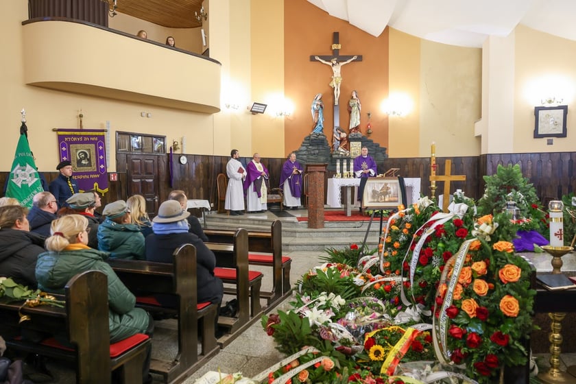 Pogrzeb Macieja Kieresa, artysty i dziennikarza