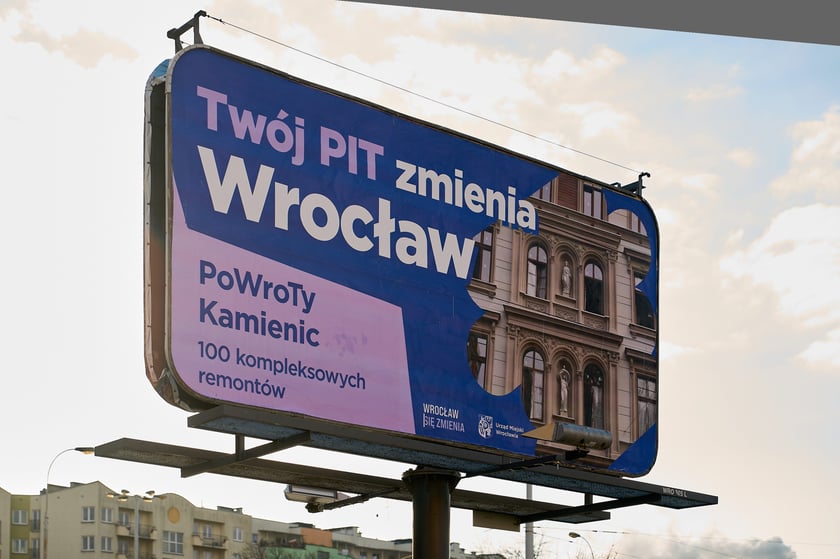 Billboard kampanii Tw&oacute;j PIT zmienia Wrocław