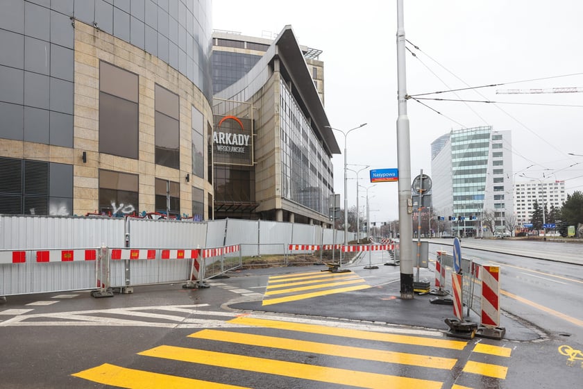 1 marca - zmiana organizacji ruchu pod Arkadami Wrocławskimi