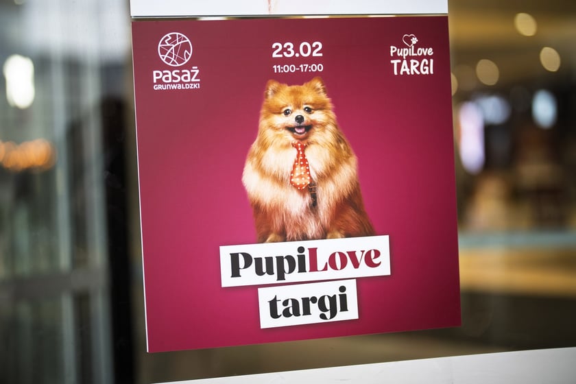 Uczestnicy Targów PupiLove w Pasażu Grunwaldzkim