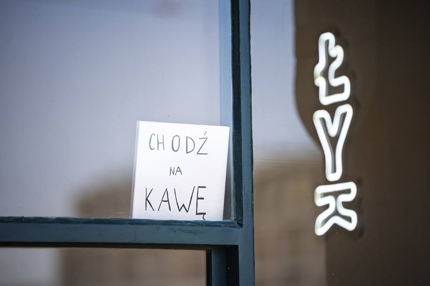 Kawiarnię &bdquo;Łyk&rdquo; znajdziemy w baszcie na moście Pomorskim. Prowadzą ją Cezary Wr&oacute;blewski i Katerina Zubova&nbsp;